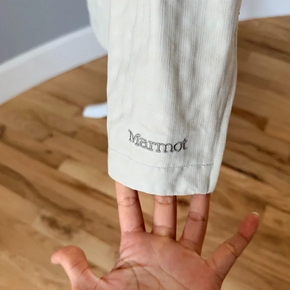 Marmot Women's Hooded Ski Jacket in Creamy Grey - Picture 8 of 16